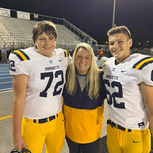 Meet your Posher, Adrienne - Picture 2 of 6